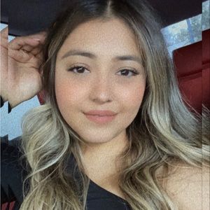 Meet your Posher, Itzel